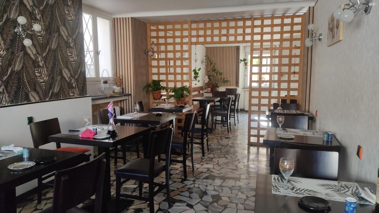 Hotel Le Bearn บาญเญอ-เดอ-บีกอร์ ภายนอก รูปภาพ
