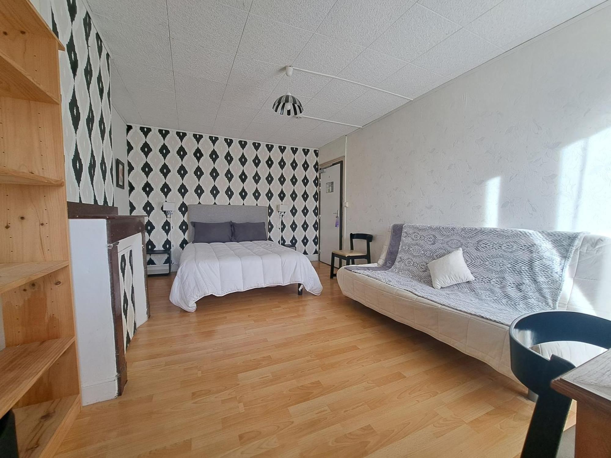 Hotel Le Bearn บาญเญอ-เดอ-บีกอร์ ภายนอก รูปภาพ